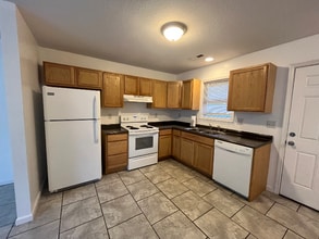 1218 Hyatt Creek Rd in Bryson City, NC - Building Photo - Building Photo