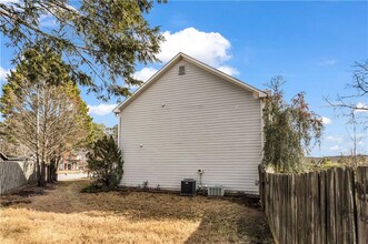 1644 Taylor Oaks Dr in Lawrenceville, GA - Building Photo - Building Photo