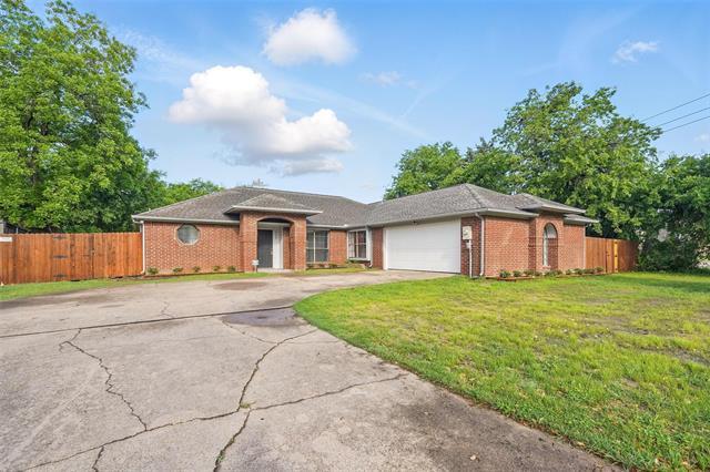 property at 829 Hunters Creek Dr