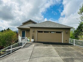 1875 N 15th Ct in Washougal, WA - Building Photo