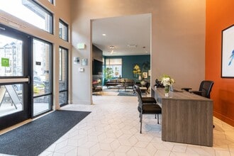 Ravenswood in Lynnwood, WA - Foto de edificio - Building Photo