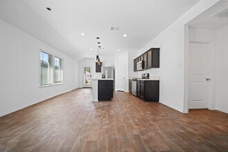 14634 Cyn Pnes Ln in New Caney, TX - Building Photo - Building Photo