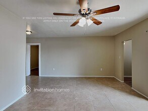 9444 N 4th Ave, Unit B315 in Phoenix, AZ - Foto de edificio - Building Photo