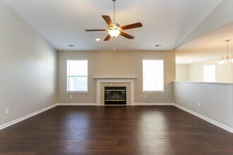 4052 Caddy Way in Indianapolis, IN - Building Photo - Building Photo