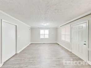 1122 Paramount Cir in Gastonia, NC - Foto de edificio - Building Photo