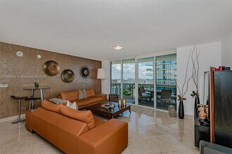 18911 Collins Ave, Unit #3402 in Sunny Isles Beach, FL - Building Photo - Building Photo