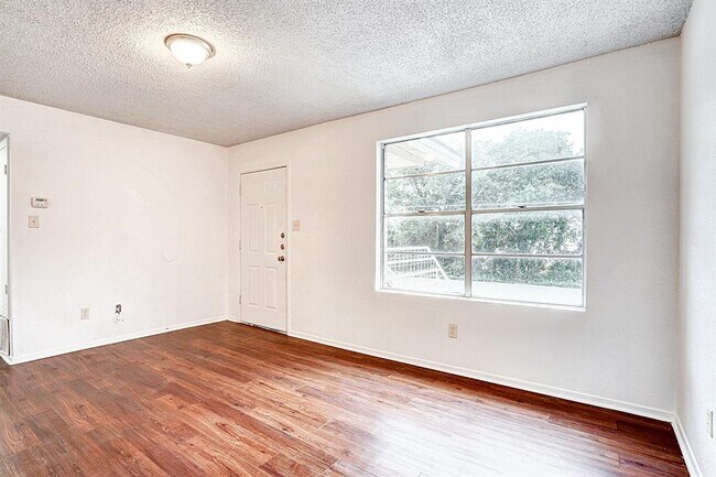 728 Old Martindale Rd in San Marcos, TX - Building Photo - Building Photo