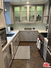 9023 Cynthia St in West Hollywood, CA - Building Photo - Building Photo