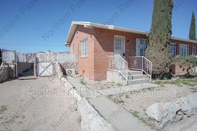 1309 Chadbourne St in El Paso, TX - Building Photo - Building Photo