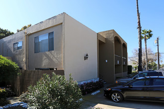 The Thomas House in San Diego, CA - Building Photo - Building Photo