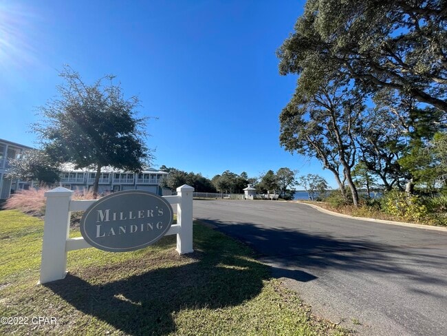 22940 Ann Miller Rd in Panama City Beach, FL - Building Photo - Building Photo