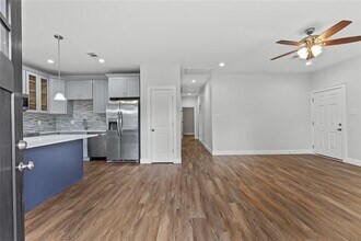 1603 Oleander in La Marque, TX - Building Photo - Building Photo
