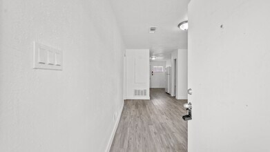 7819 Glass St in Houston, TX - Building Photo - Building Photo