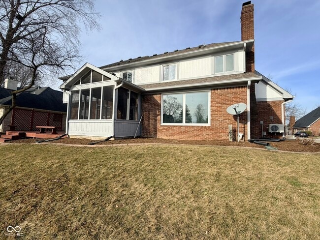 1351 Woodpond N Roundabout in Carmel, IN - Building Photo - Building Photo