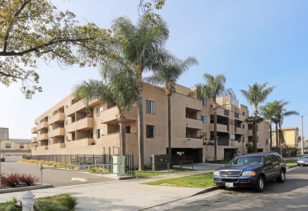 Excelsior Apartments in Santa Ana, CA - Foto de edificio