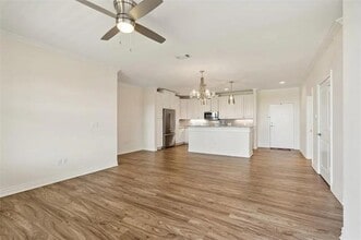 2500 King Arthur Blvd in Lewisville, TX - Building Photo - Building Photo