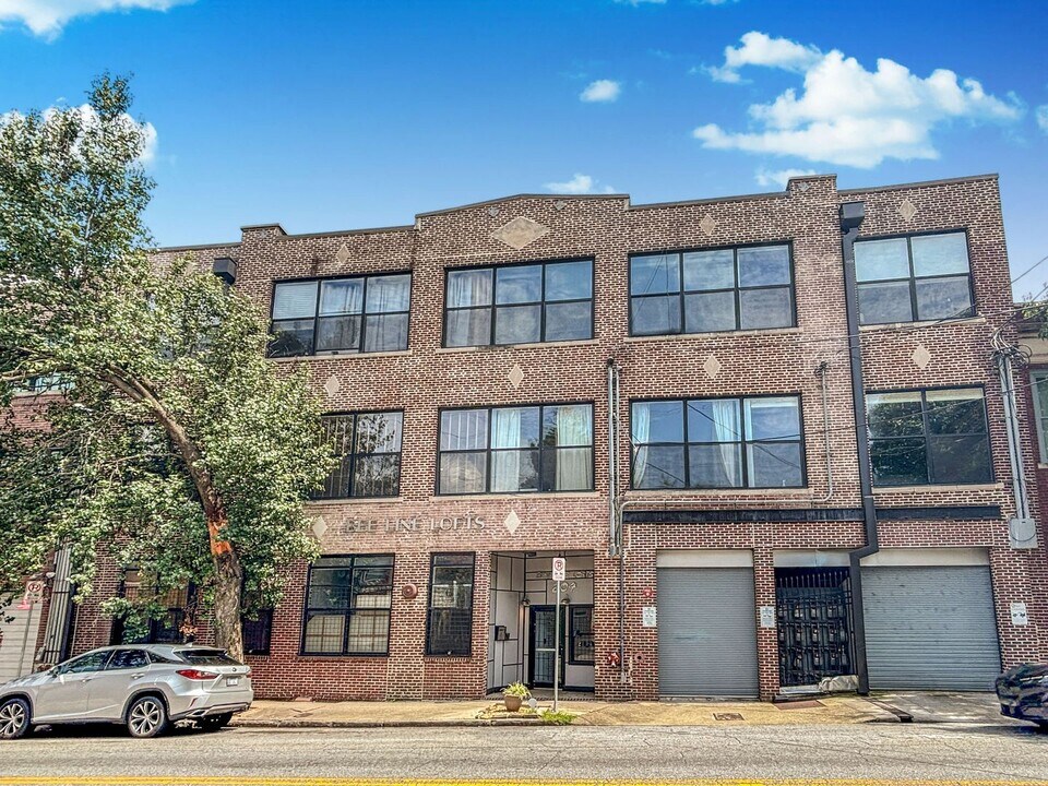 204 Walker St SW in Atlanta, GA - Building Photo