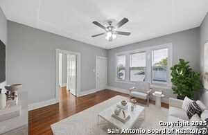 1107 W Mistletoe Ave in San Antonio, TX - Building Photo - Building Photo