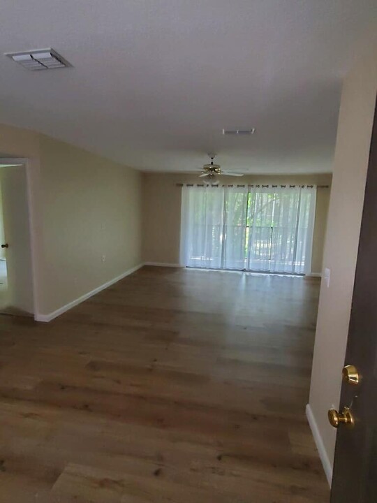 4209 Winding Moss Trl, Unit #204 in Tampa, FL - Foto de edificio