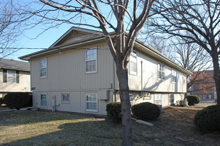 Birchwood Gardens Apartments