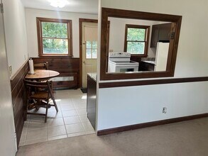 12 Saran Ave in Bedford, MA - Building Photo - Building Photo