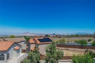 302 Quail Dove Ave in Henderson, NV - Building Photo - Building Photo