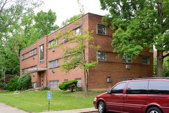 Beech Crown Apartments in Cincinnati, OH - Building Photo - Building Photo