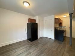 319 E Edwards St in Edmond, OK - Foto de edificio - Building Photo
