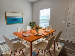 3156 Fall Hills Dr in Winston-Salem, NC - Building Photo - Building Photo