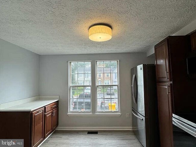 property at 657 Willowby Run