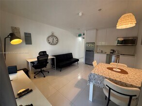 801 15th St in Miami Beach, FL - Building Photo - Building Photo