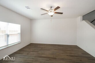 117 Somerdale Pass in Jarrell, TX - Building Photo - Building Photo