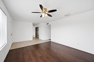 204 E Duke Dr in Tempe, AZ - Building Photo - Building Photo