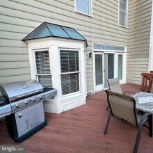 1814 Dawson St in Vienna, VA - Building Photo - Building Photo