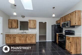 843 Pyracantha St NW in Palm Bay, FL - Building Photo - Building Photo