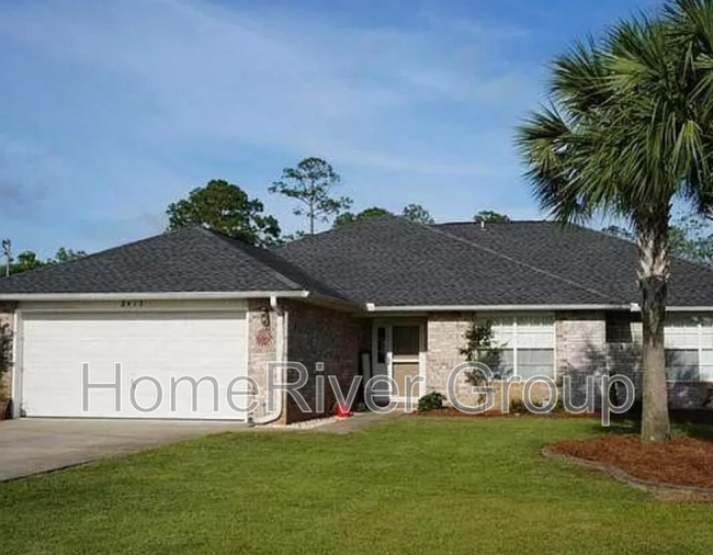 2412 Pleasant Point Cir in Navarre, FL - Building Photo - Building Photo