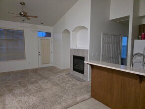 473 N Kent Ln in North Salt Lake, UT - Building Photo - Building Photo
