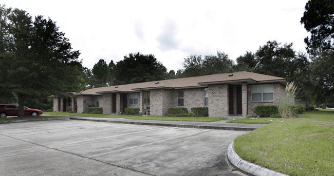 Green Acres Apartments in Yulee, FL - Building Photo - Building Photo