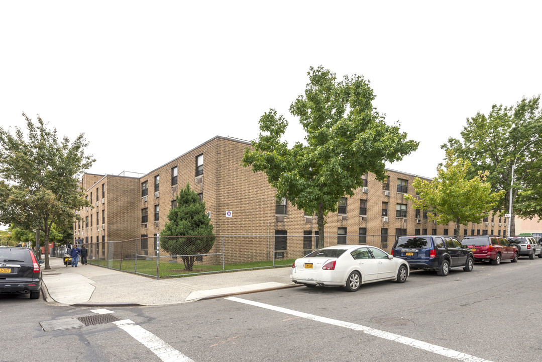 La Cabana Houses in Brooklyn, NY - Foto de edificio