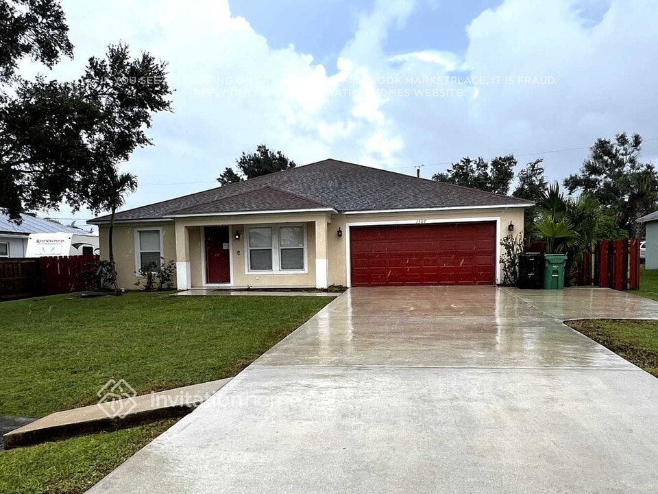1507 SW California Blvd in Port St. Lucie, FL - Building Photo