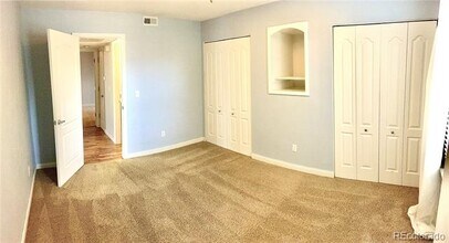 1631 S Deframe St in Lakewood, CO - Foto de edificio - Building Photo