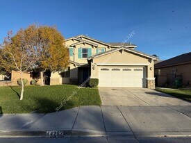 44262 Maria Cir in Lancaster, CA - Building Photo