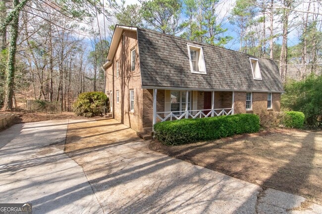 281 W Lakeview Dr in Lagrange, GA - Building Photo - Building Photo