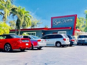 1739 Washington St in Hollywood, FL - Building Photo - Building Photo