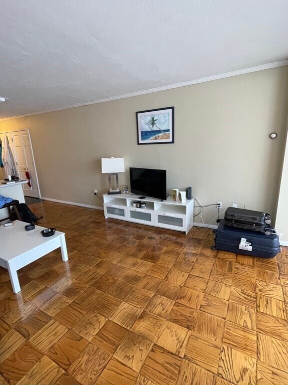 6 Whittier Pl, Unit 16F in Boston, MA - Building Photo - Building Photo