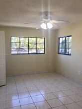 20760 NE 4th Ct in Miami, FL - Building Photo - Building Photo