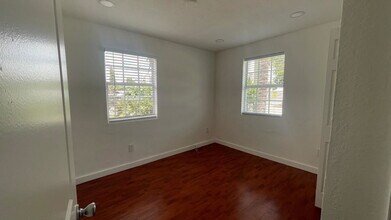 1442 NW 61st St in Miami, FL - Building Photo - Building Photo