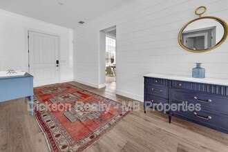 6120 Triple Crown Dr in Reno, NV - Building Photo - Building Photo