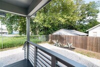 609 Boundary St photo'