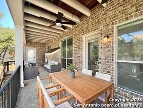 414 Cadence Hill in San Antonio, TX - Building Photo - Building Photo
